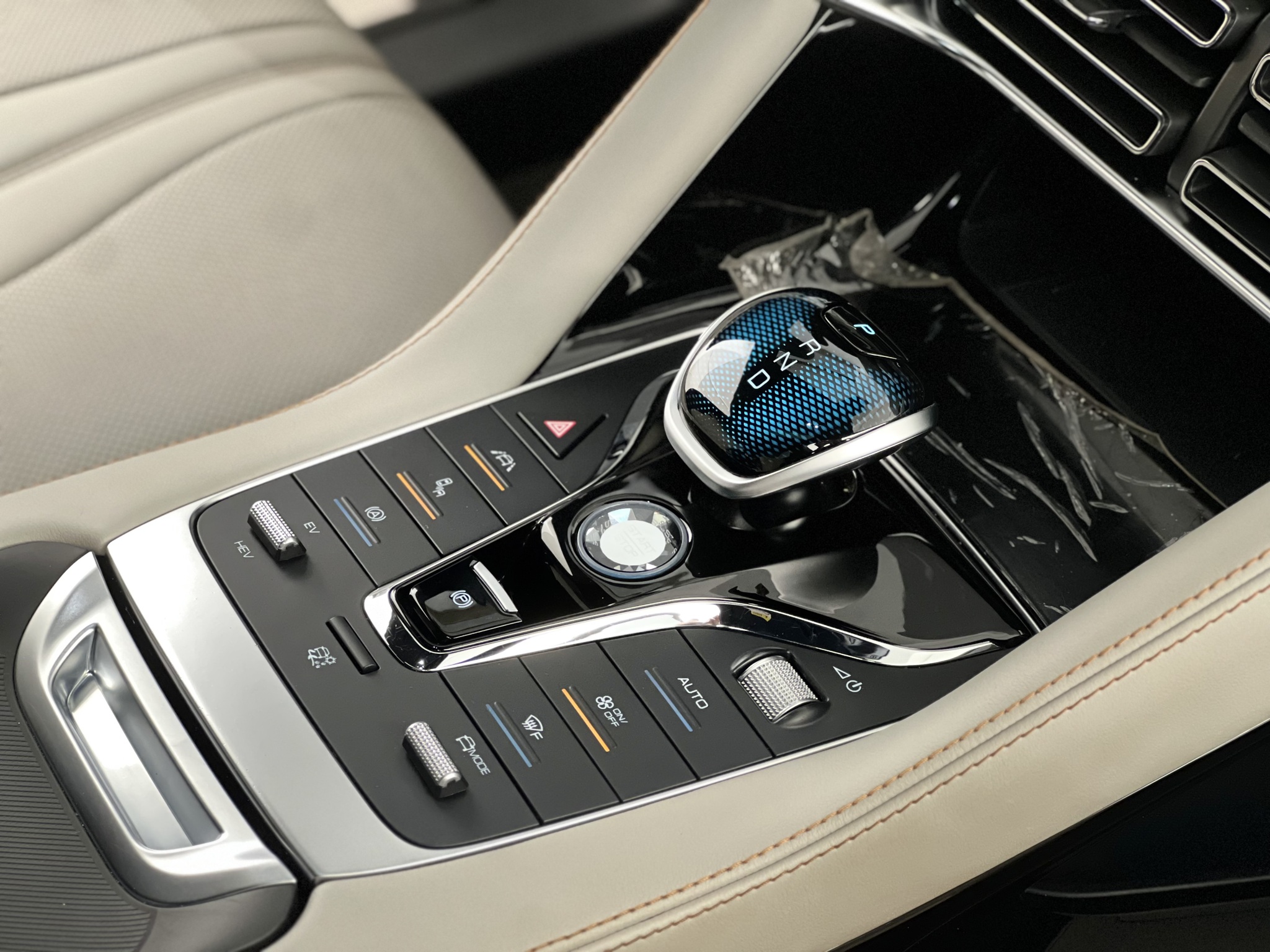 686-983580f5-3688-444e-91bb-8a05e0adca27