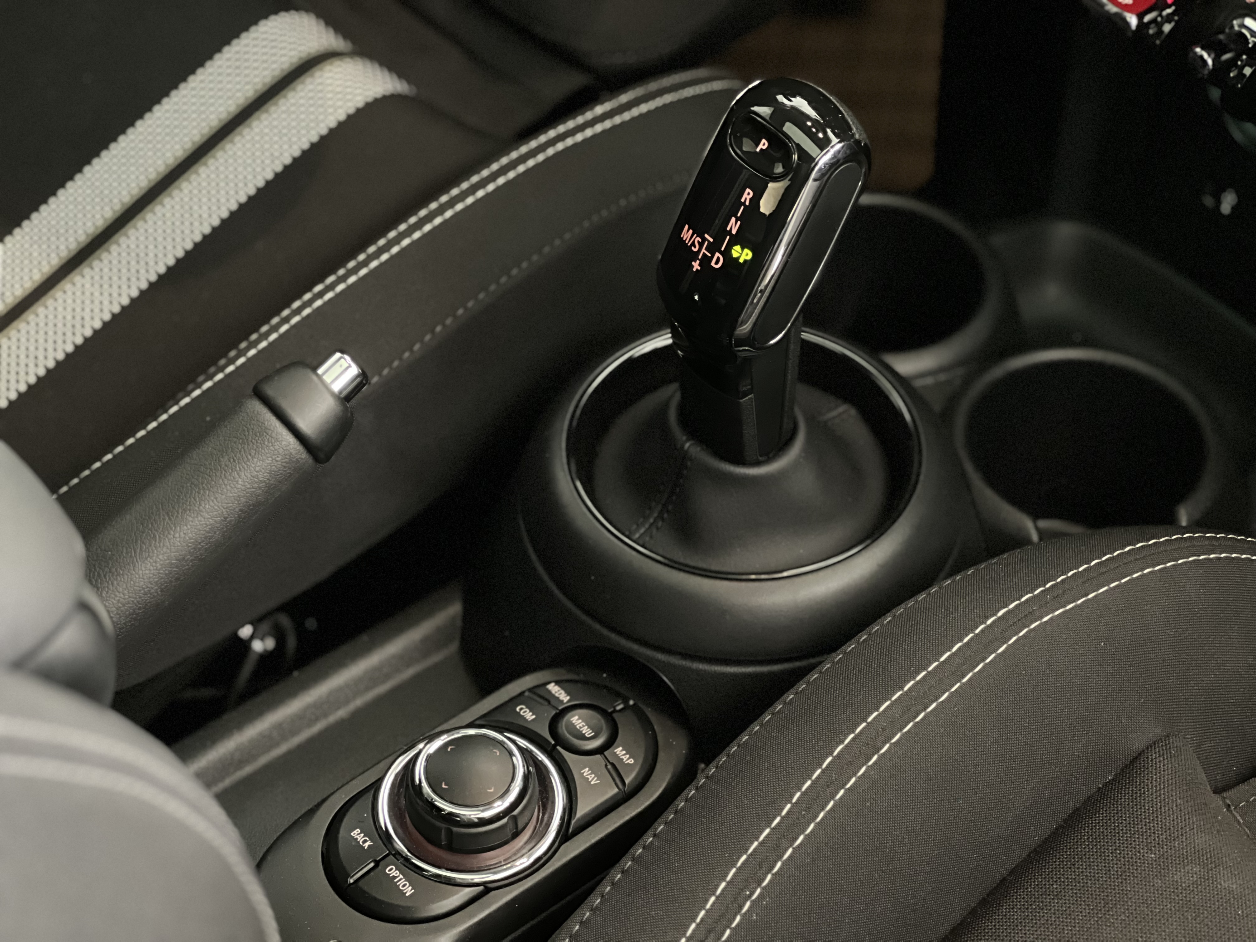 641-a66e37af-2838-4665-bab8-2e78a29d2b9e