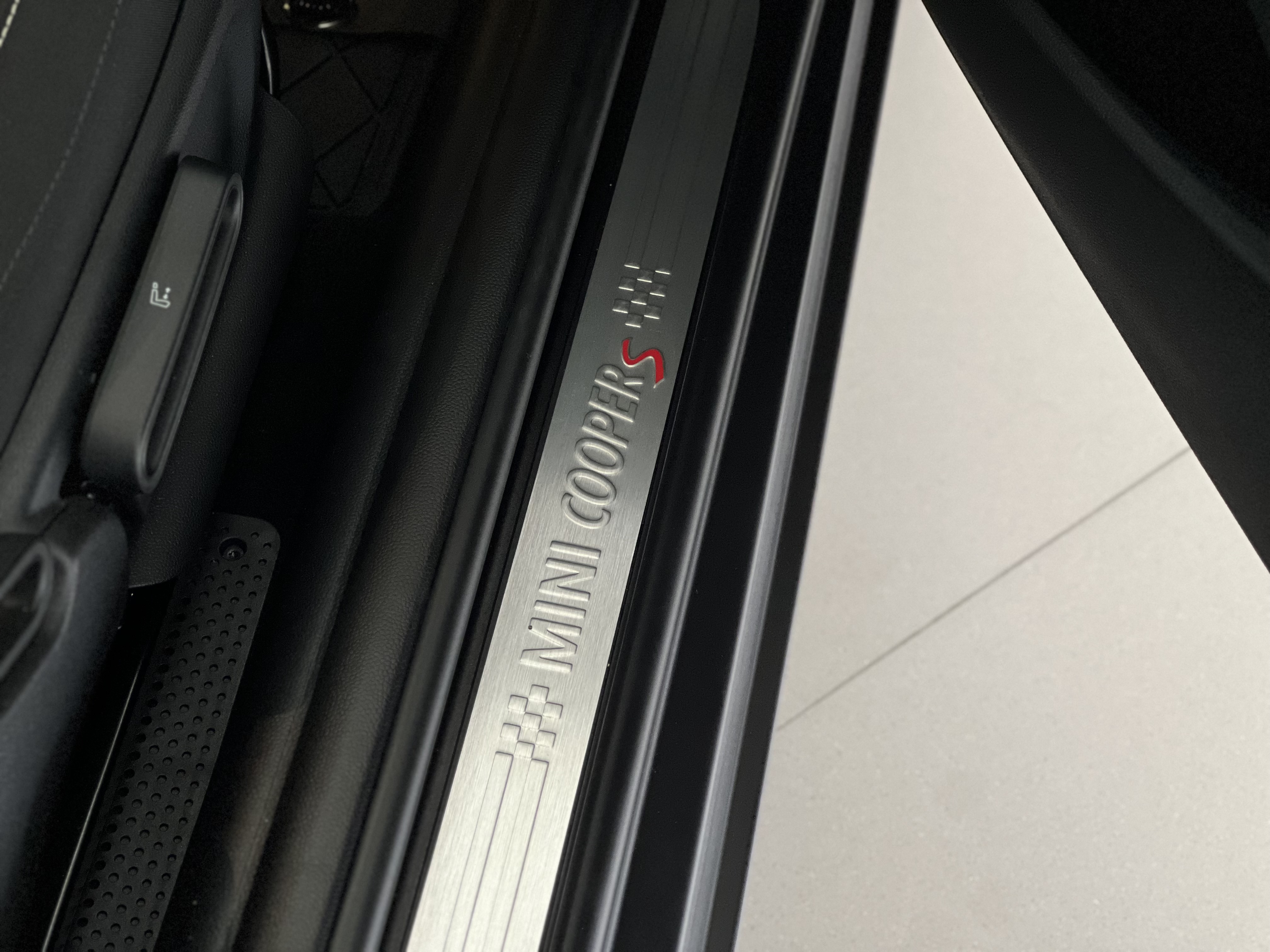 641-a66e37af-2838-4665-bab8-2e78a29d2b9e