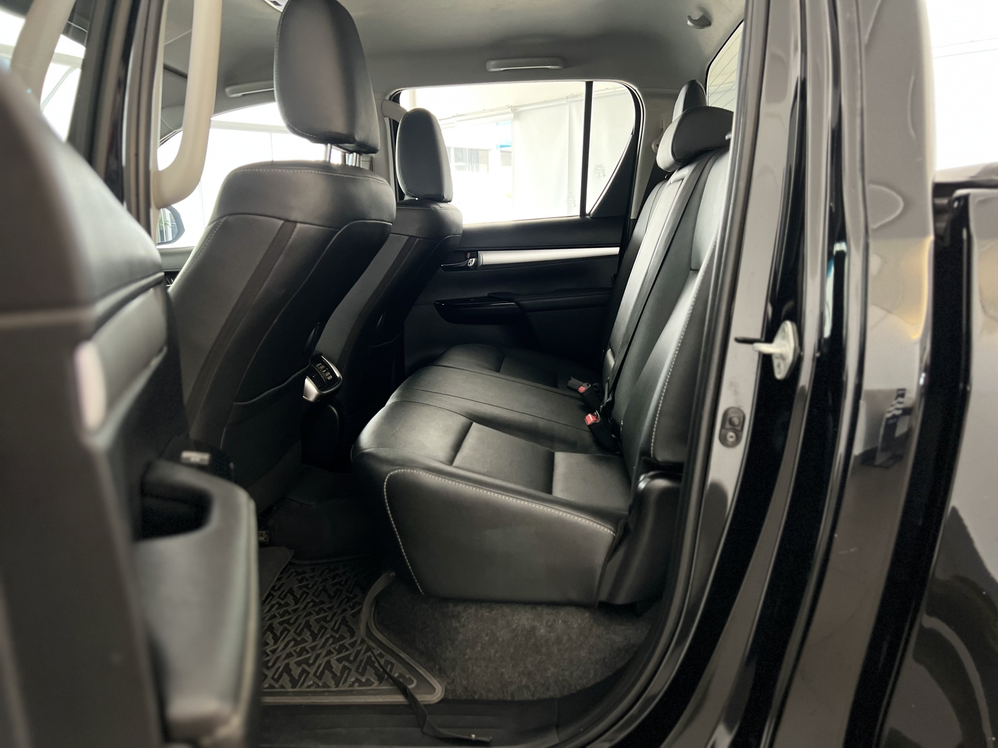 589-a9a29533-3c1f-413c-9ac3-12ec994dd5dc